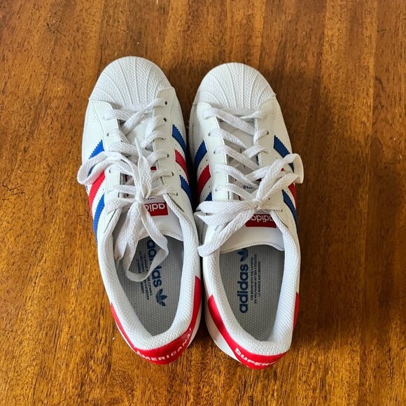 Adidas Americana vs. Superstar - Picture 10 of 14